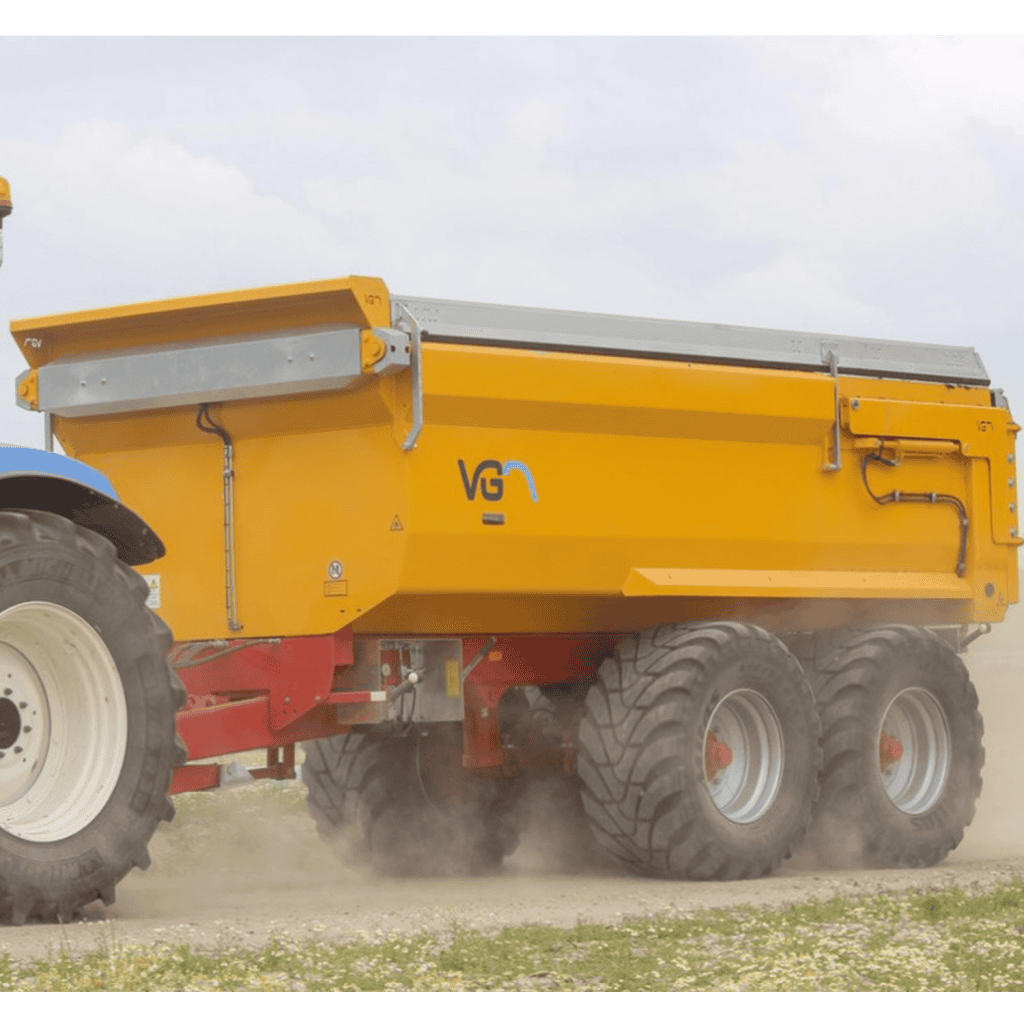 Veegwagen tractorbedrijf Geert-Jan de Kok B.V. voor professioneel landbouw en grondverzet.