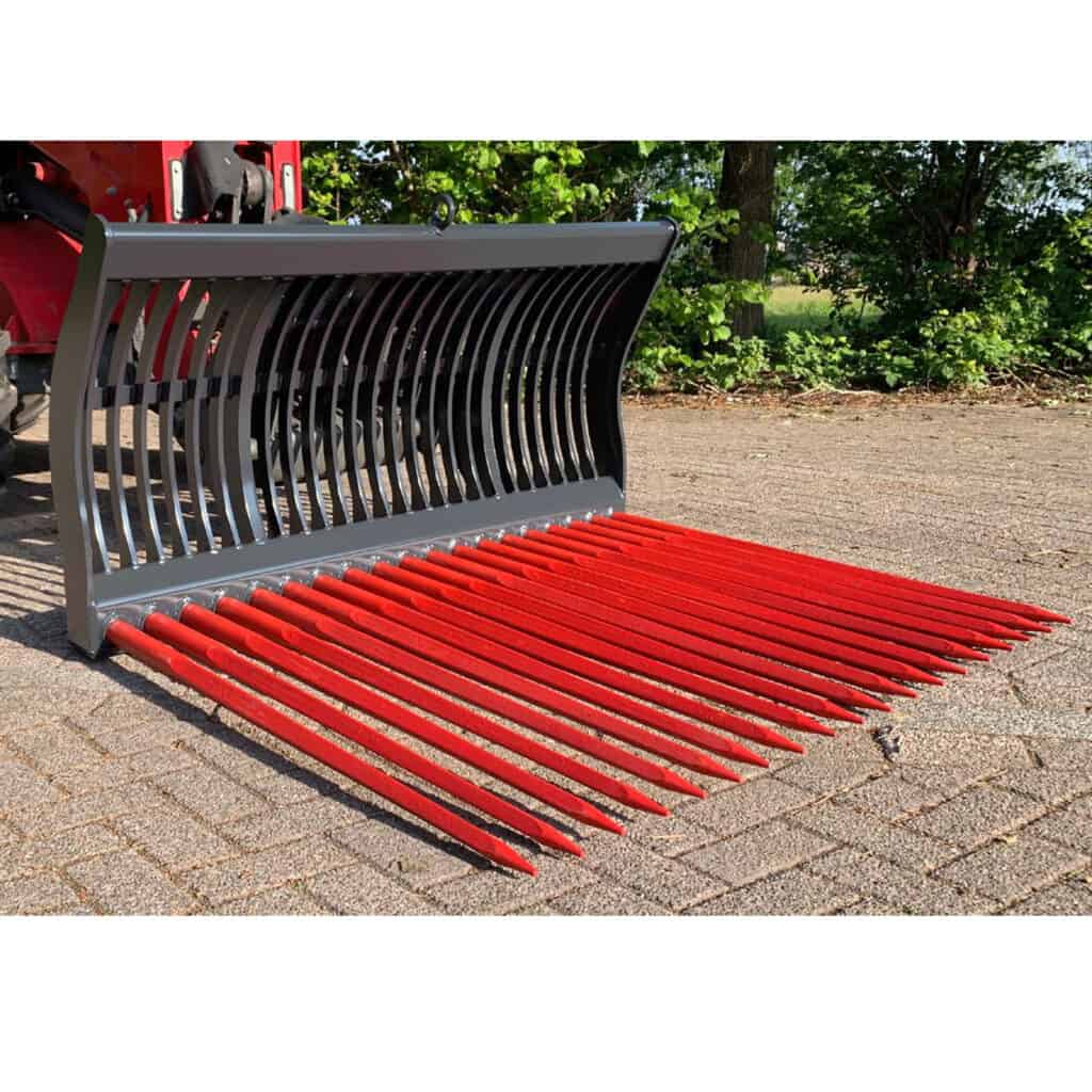 1. Heftruckvorkhef met gestripte tanden voor landbouw en constructie.