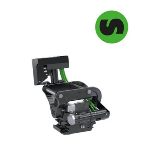 Koelmachine met groene kabels voor efficiëntie en duurzaamheid.