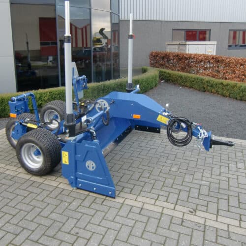 Vastgoede skidmatige machine voor groene werkzaamheden bij Geert-Jan de Kok B.V.