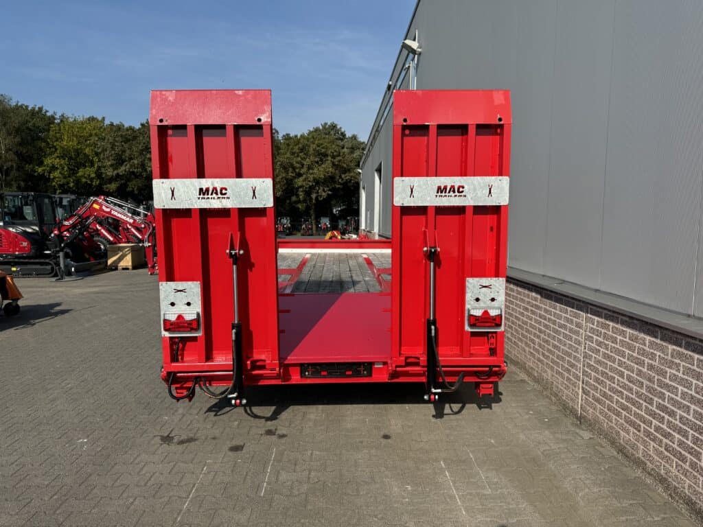 Veetrailer voor zware goederen, gemaakt door Geert-Jan de Kok B.V.