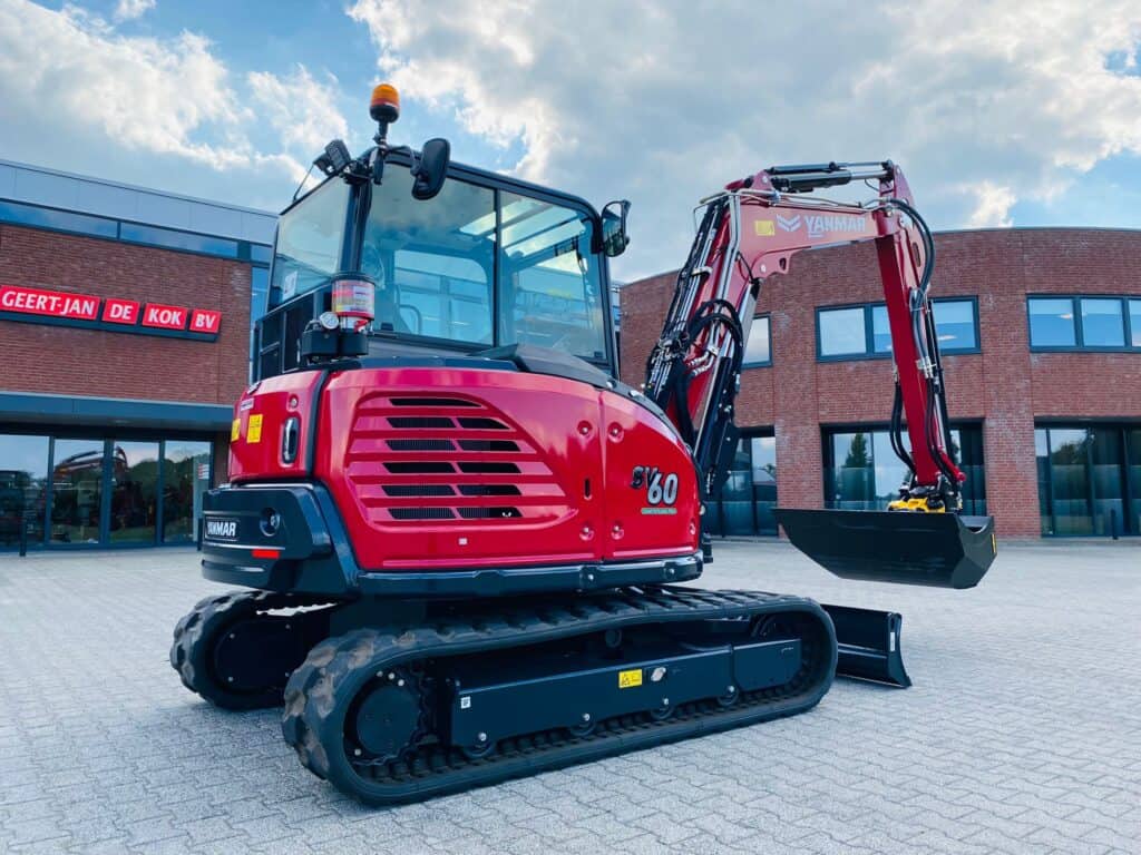 Betrouwbare mini-excavator van Yanmar bij Geert-Jan de Kok BV, perfect voor bouw en renovatieprojecten.